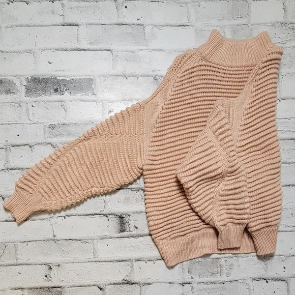 H&M Women's Ribbed Crew Neck Sweater - Beige - Picture 2 of 5